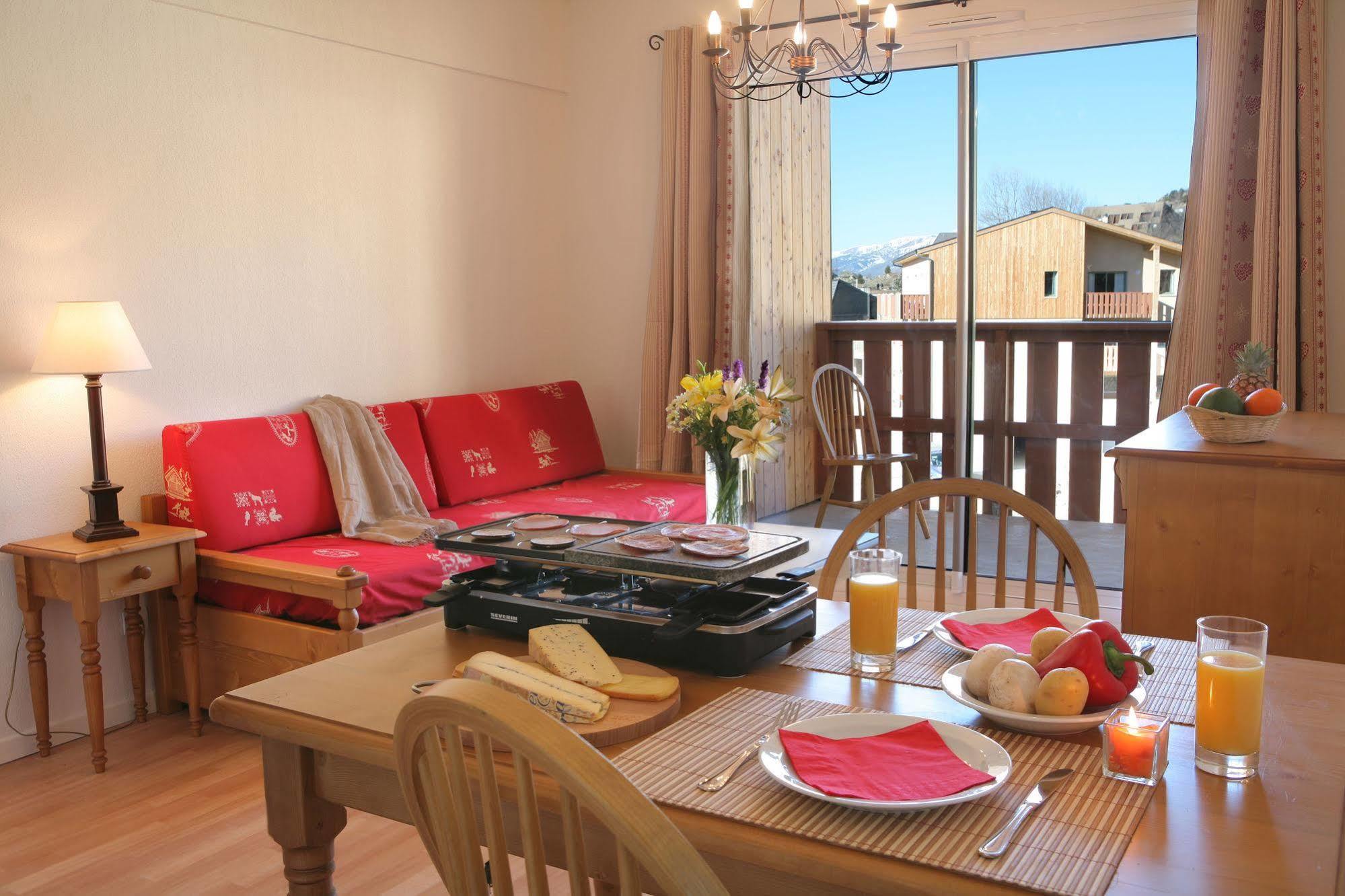 Residence Nemea Les Chalets Du Belvedere Font-Romeu-Odeillo-Via 외부 사진